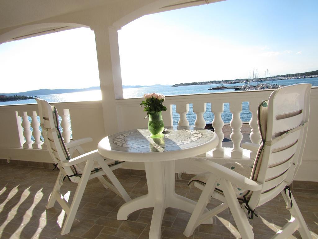 Apartments Renjak Sukošan Εξωτερικό φωτογραφία