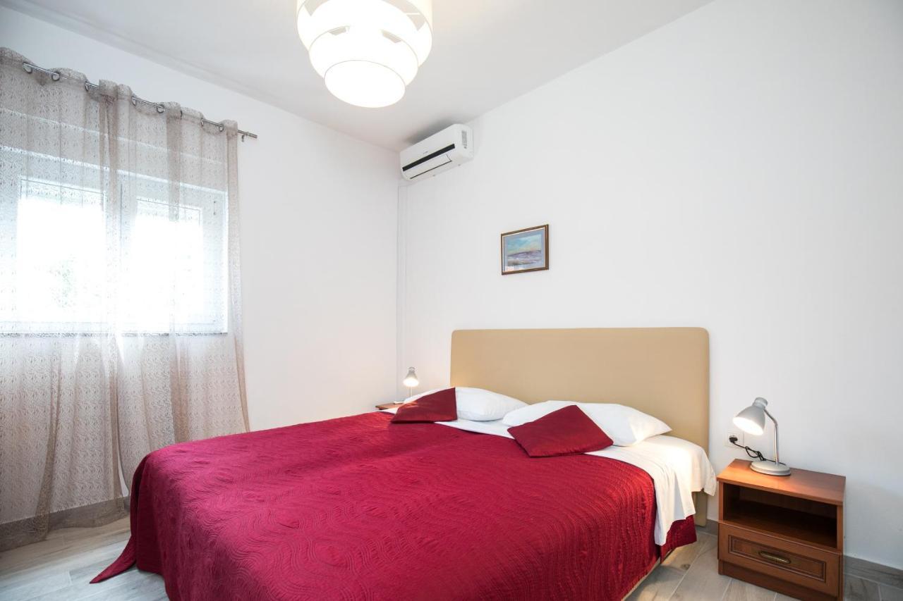 Apartments Renjak Sukošan Εξωτερικό φωτογραφία